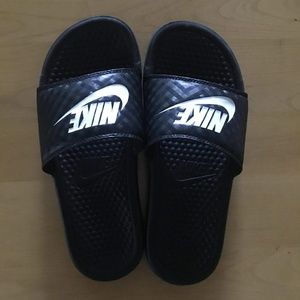 Black Nike Slides